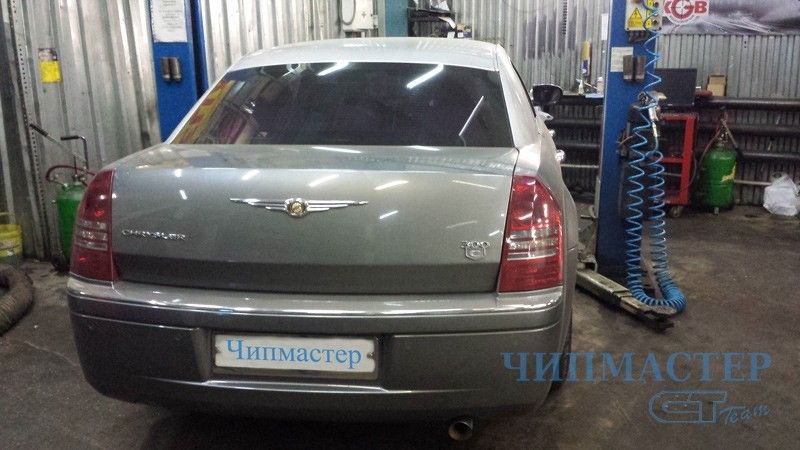 Удаление датчика кислорода на Крайслер 300С Chrysler 300C Удаление датчика кислорода на Крайслер 300С Chrysler 300C
